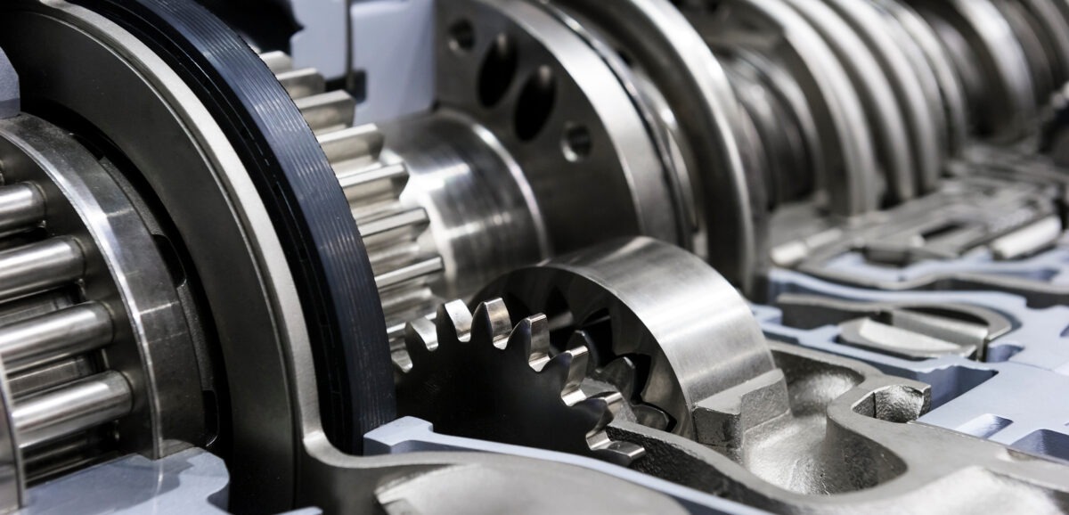 gearbox-cross-section-automotive-transmission-with-sprocket-and